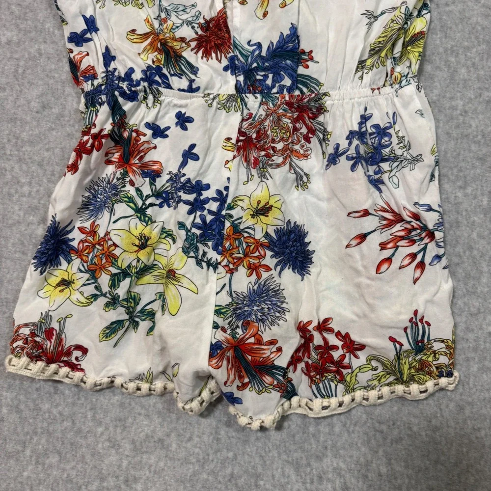 Umgee USA Floral Crochet Trim Romper Womens Large White V-Neck Sleeveless Boho - Picture 10 of 12